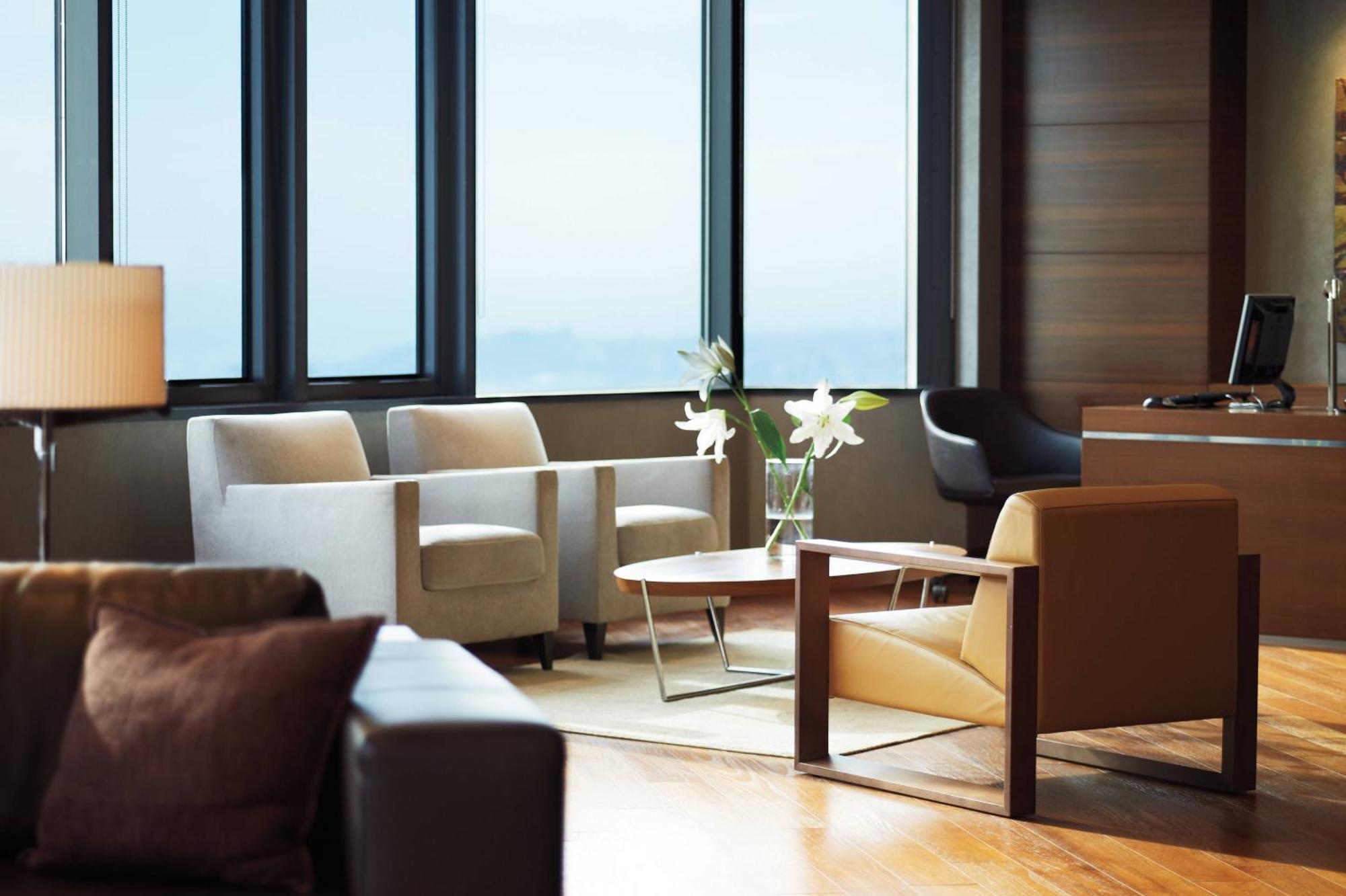 Sheraton Istanbul Atakoy Hotel Exterior foto The interior of the club